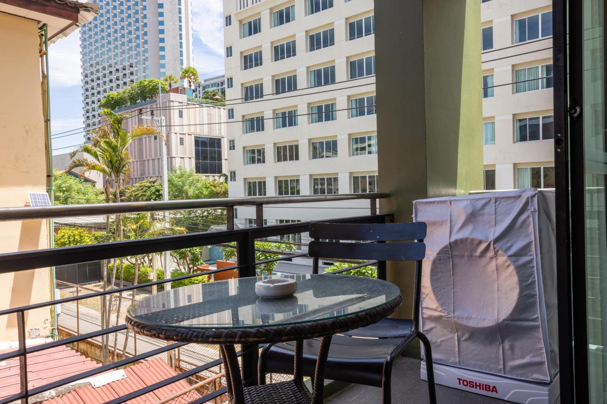 Citismart Luxury Apartments Pattaya Exterior foto